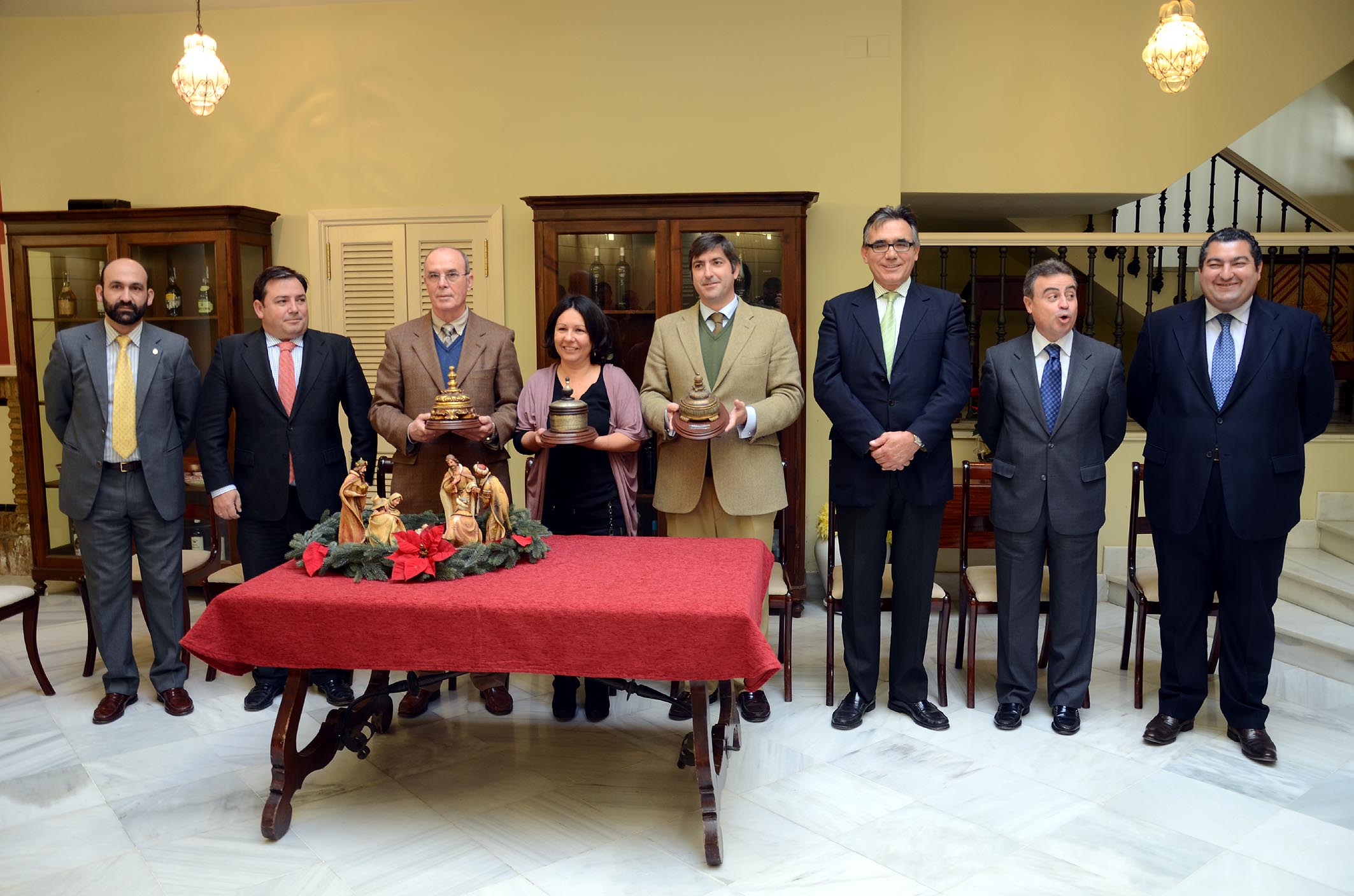 Los Reyes Magos reciben sus cofres Los Reyes Magos reciben sus cofres